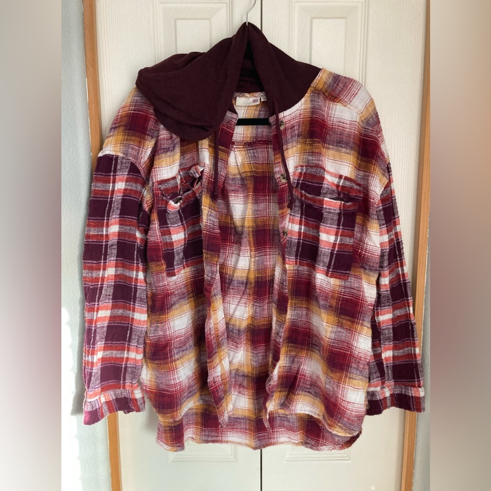 Red burgundy flannel with hood and buttons large